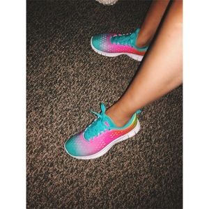 nike shoes rainbow colors